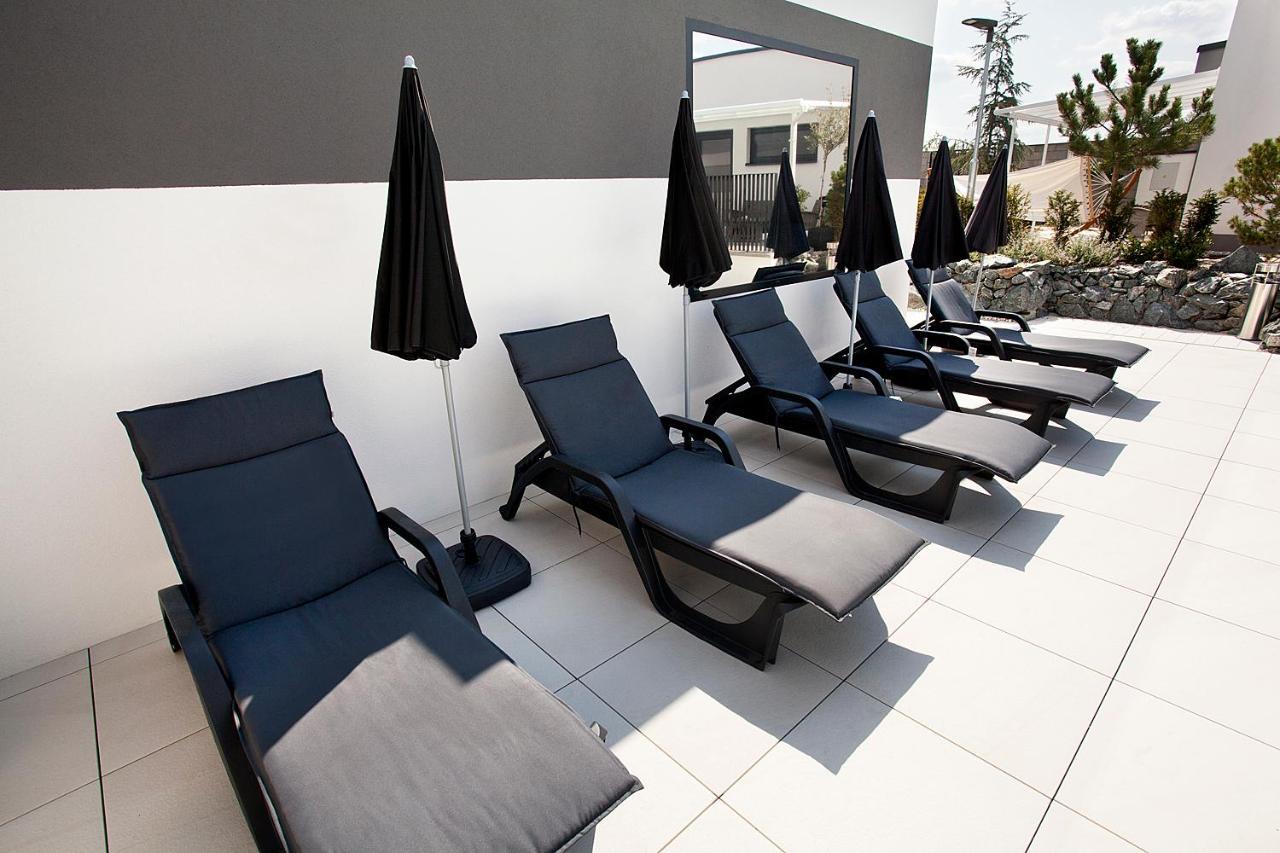 Apartmany Ladná Exterior foto
